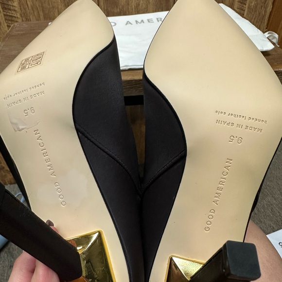 Good American Black Heeled Boots with Pointed Toe - Picture 5 of 5